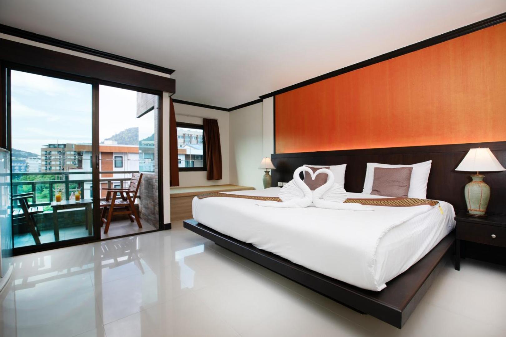 Orchid Garden Hotel Patong Bagian luar foto