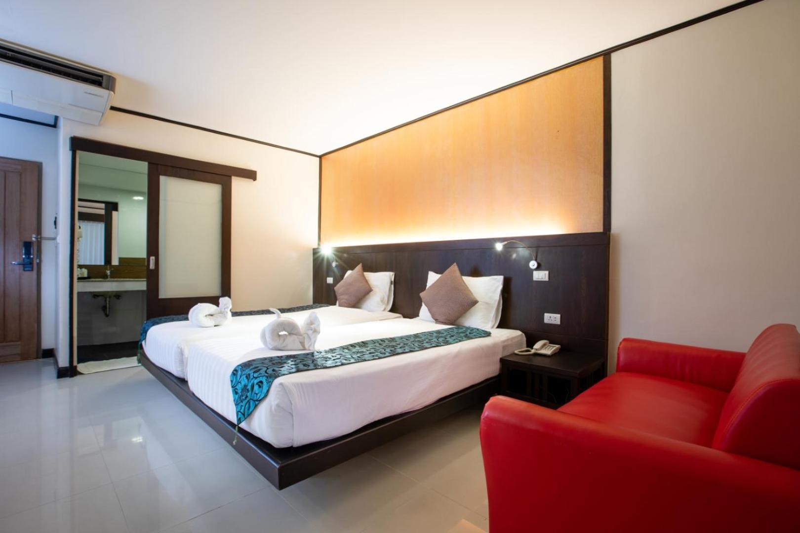 Orchid Garden Hotel Patong Bagian luar foto