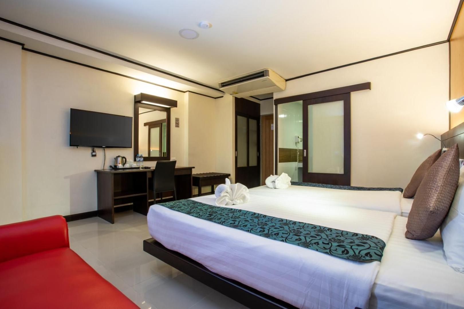 Orchid Garden Hotel Patong Bagian luar foto